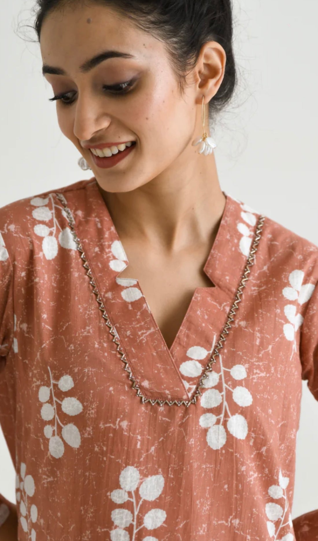 Effortless Charm in Rust Elegance