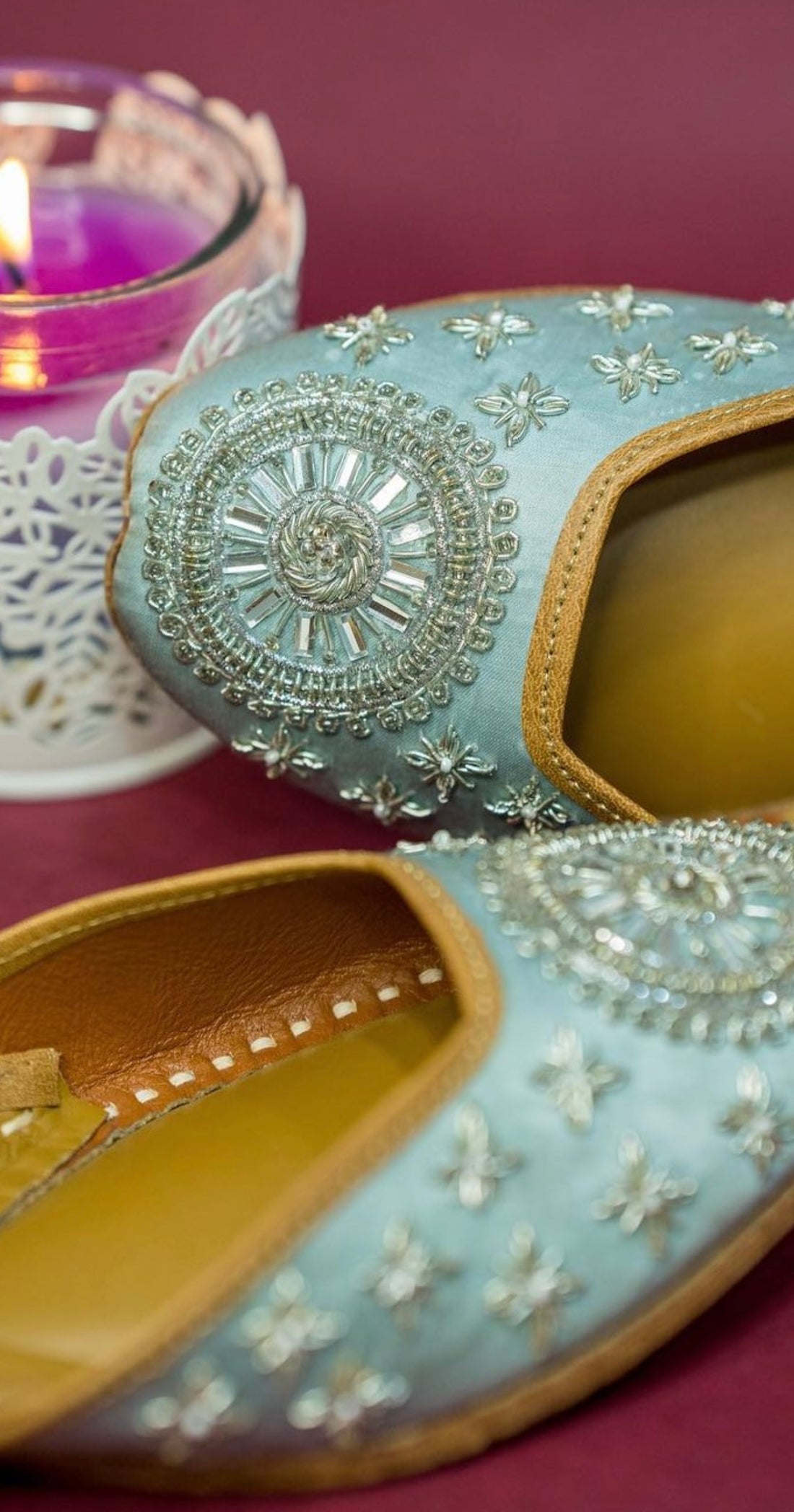 Glimmer Grey: Mirror Charm Jutti