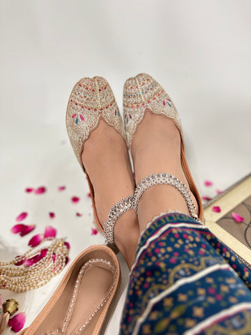Gulnoor - Royal Elegance in Every Step
