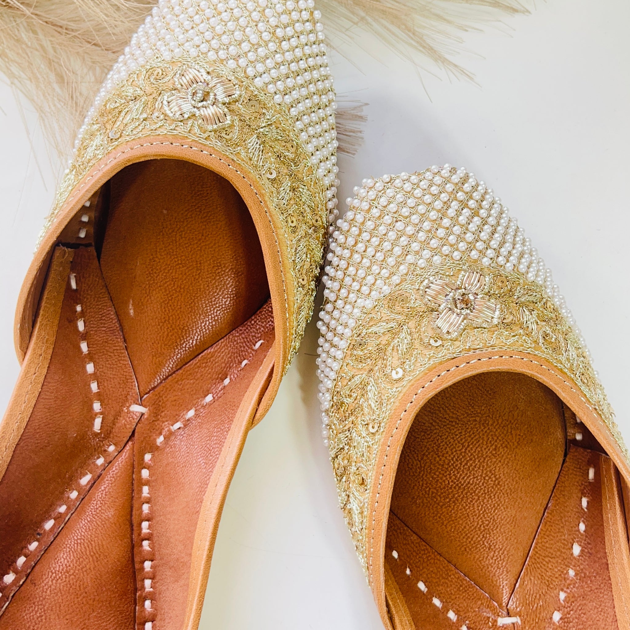 Golden Pearl Embroidered Punjabi Jutti